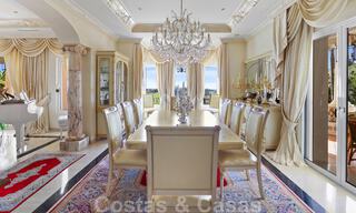Lujosa villa de estilo clásico español en venta con vistas panorámicas al mar en Benahavis - Marbella 38749 