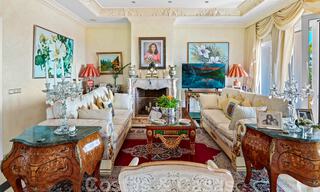 Lujosa villa de estilo clásico español en venta con vistas panorámicas al mar en Benahavis - Marbella 38751 