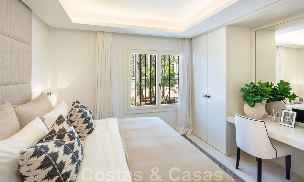 Lujoso apartamento contemporáneo renovado con impresionantes vistas al jardín, en venta en Puente Romano - Milla de Oro de Marbella 38930