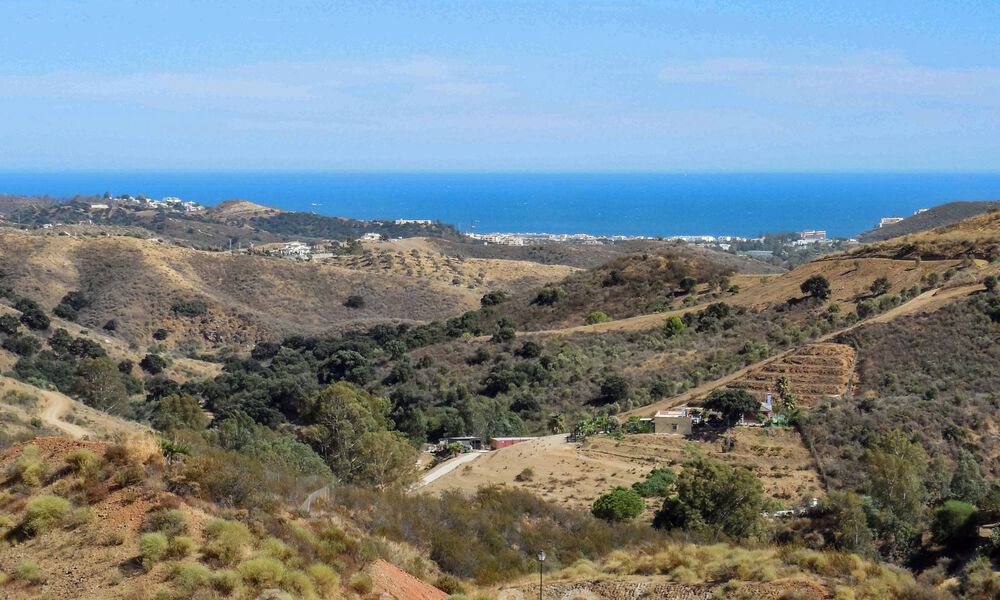 Moderna y lujosa villa en venta en un resort de golf de Mijas, con vistas panorámicas al campo y al mar, Costa del Sol 38937