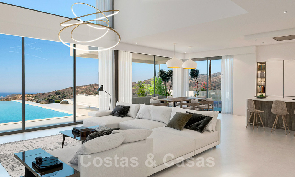 Moderna y lujosa villa en venta en un resort de golf de Mijas, con vistas panorámicas al campo y al mar, Costa del Sol 38940