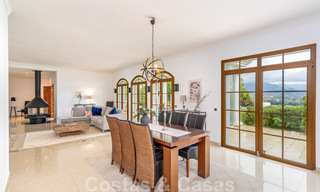Elegante villa de lujo en venta en una gran parcela en Mijas, Costa del Sol 38955 