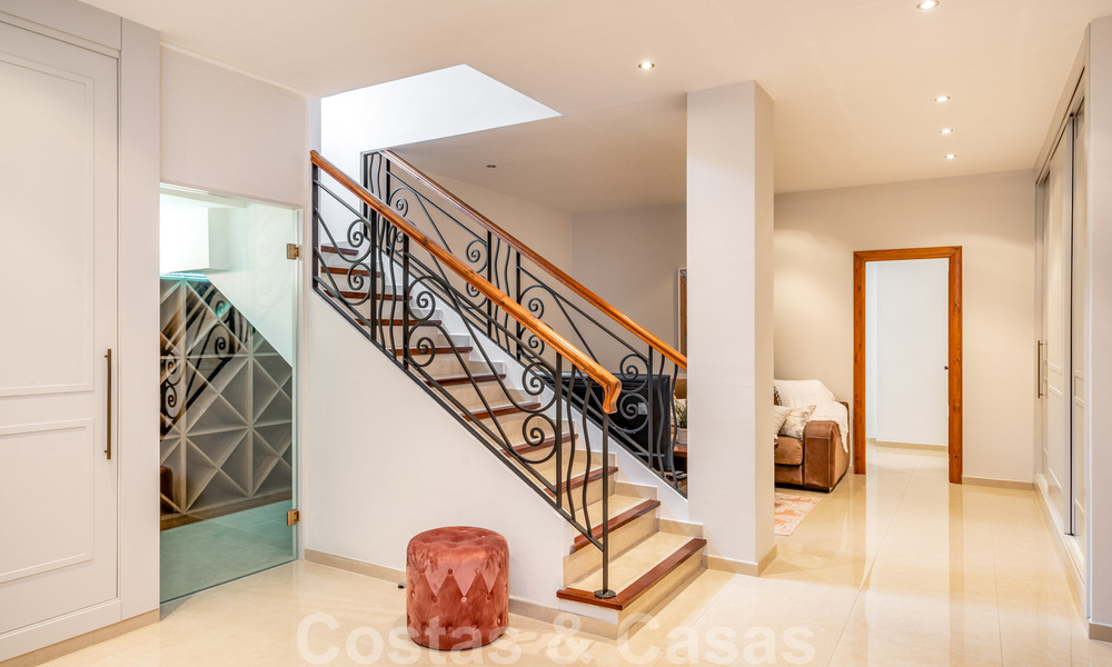 Elegante villa de lujo en venta en una gran parcela en Mijas, Costa del Sol 38964