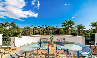 Majestuosa propiedad palaciega en venta casita de invitados independiente y total privacidad rodeada de campos de golf en Benahavis - Marbella 39004 