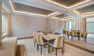 Majestuosa propiedad palaciega en venta casita de invitados independiente y total privacidad rodeada de campos de golf en Benahavis - Marbella 55940 