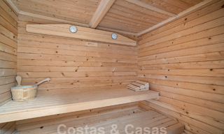 Majestuosa propiedad palaciega en venta casita de invitados independiente y total privacidad rodeada de campos de golf en Benahavis - Marbella 55942 