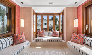 Majestuosa propiedad palaciega en venta casita de invitados independiente y total privacidad rodeada de campos de golf en Benahavis - Marbella 55956 