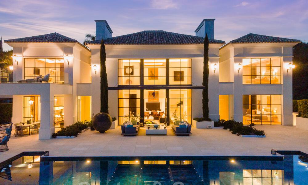 Prestigiosa y contemporánea villa mediterránea en venta, en primera línea de golf en un resort de cinco estrellas en Benahavis - Marbella 39045
