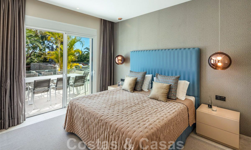 Villa contemporánea y moderna en venta en Nueva Andalucía, Marbella 39088