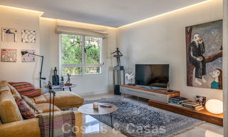Moderno y contemporáneo ático en venta con vistas panorámicas al valle y al mar en la exclusiva Benahavis - Marbella 39111 