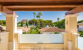 Villa mediterránea en venta en una exclusiva zona residencial en la playa de la Milla de Oro de Marbella 39167 