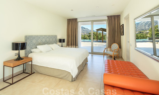 Villa contemporánea de lujo en venta, de primera línea de Las Brisas Golf con impresionantes vistas en Nueva Andalucía, Marbella 39259 