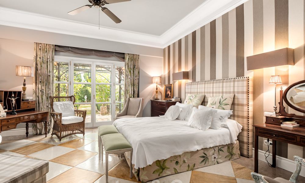 Se vende villa de lujo de un estilo mediterráneo con vistas al mar en un complejo de golf de cinco estrellas en Benahavís - Marbella 39278