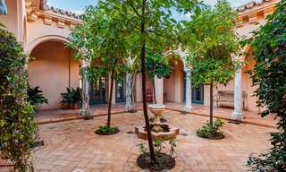 Se vende villa de lujo de un estilo mediterráneo con vistas al mar en un complejo de golf de cinco estrellas en Benahavís - Marbella 39304 