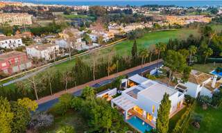 Lista para entrar a vivir, nueva y moderna villa en venta en Guadalmina a un paso de San Pedro en Marbella 39336 