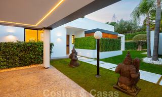 Lista para entrar a vivir, nueva y moderna villa en venta en Guadalmina a un paso de San Pedro en Marbella 39344 