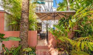 Encantadora y pintoresca casa en venta en una zona residencial vigilada de la Milla de Oro en Marbella 39414 