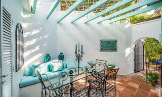 Encantadora y pintoresca casa en venta en una zona residencial vigilada de la Milla de Oro en Marbella 39416 