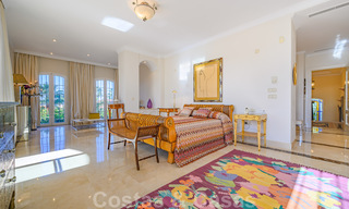 Villa de estilo español en venta en la cotizada zona de playa de Bahía en Marbella 39449 