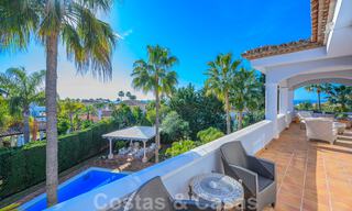 Villa de estilo español en venta en la cotizada zona de playa de Bahía en Marbella 39454 