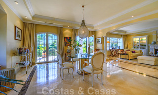 Villa de estilo español en venta en la cotizada zona de playa de Bahía en Marbella 39467 
