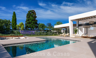 Proyecto nuevo de villas lujosas y contemporáneas en venta, en Nueva Andalucía, Marbella 39490 