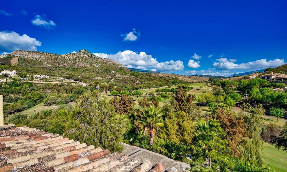 Villa de estilo Alhambra en venta en el exclusivo Marbella Club Golf Resort en Benahavis 39538