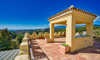 Villa de estilo Alhambra en venta en el exclusivo Marbella Club Golf Resort en Benahavis 39543 