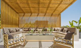 Renovada y espaciosa villa de lujo en venta de estilo mediterráneo con diseño moderno y contemporáneo en Nueva Andalucía, Marbella 39613 