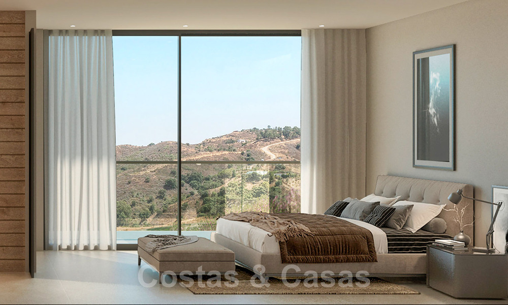 Villa moderna en venta en el campo de golf de Mijas con vistas panorámicas al mar 39807