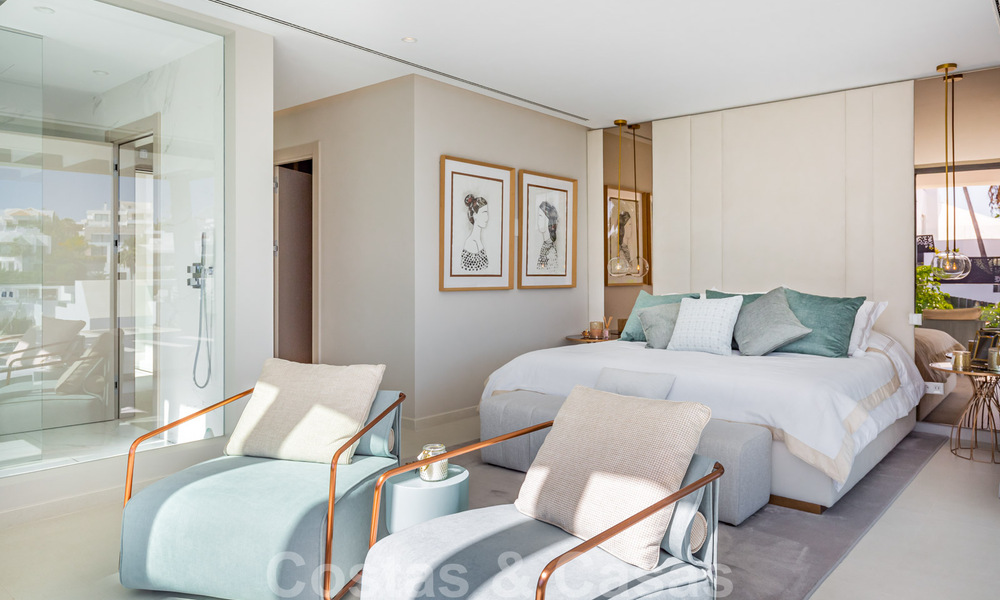 Lista para mudarse, villa moderna y de lujo en venta en Nueva Andalucía, Marbella 39881