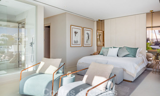 Lista para mudarse, villa moderna y de lujo en venta en Nueva Andalucía, Marbella 39881 