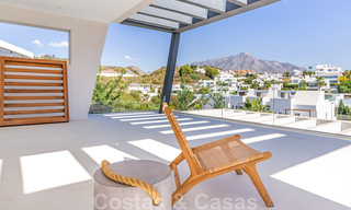 Lista para mudarse, villa moderna y de lujo en venta en Nueva Andalucía, Marbella 39882 