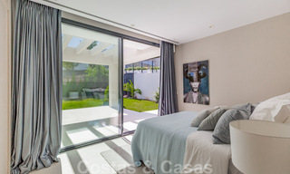 Lista para mudarse, villa moderna y de lujo en venta en Nueva Andalucía, Marbella 39899 