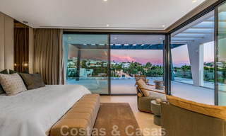 Lista para mudarse, villa moderna y de lujo en venta en Nueva Andalucía, Marbella 39912 