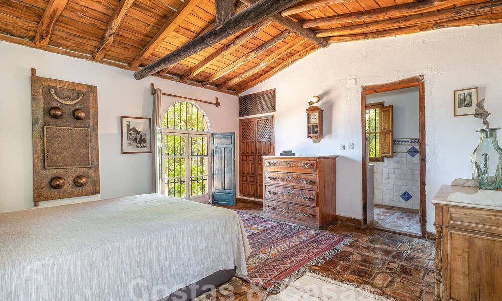 Se vende propiedad rústica tradicional en una gran parcela de más de 17.000m² en las cercanías del pueblo de la exclusiva Benahavis 55778