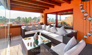 Los Granados del Mar: Exclusivos apartamentos y áticos en primera línea de playa, en venta, en la Nueva Milla de Oro entre Marbella y Estepona 40057 