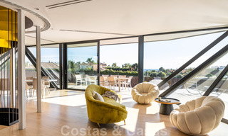 Exclusiva villa giratoria de última generación en venta en la Nueva Milla de Oro entre Marbella y Estepona 40198 