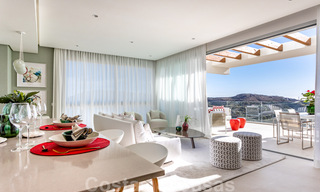 Listos para entrar a vivir, modernos - Apartamentos de lujo andaluces en venta con vistas al mar en Benahavis - Marbella 40271 