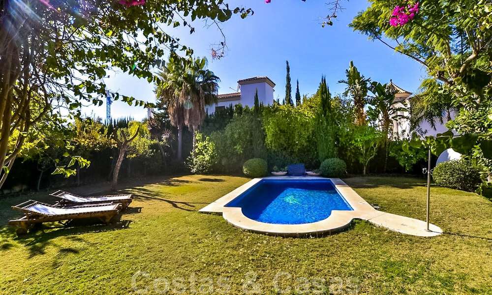 Villa de lujo tradicional y mediterránea en el valle del golf de Nueva Andalucía - Marbella 40286