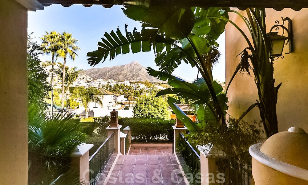 Villa de lujo tradicional y mediterránea en el valle del golf de Nueva Andalucía - Marbella 40291