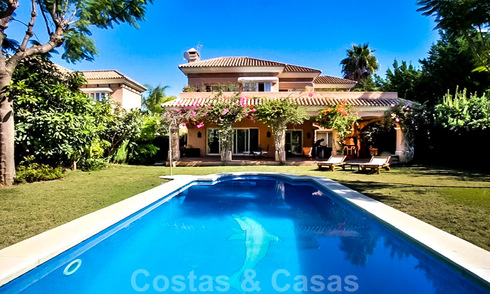 Villa de lujo tradicional y mediterránea en el valle del golf de Nueva Andalucía - Marbella 40298