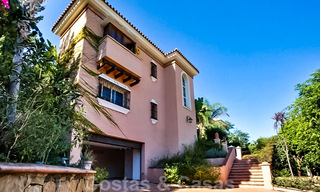 Villa de lujo tradicional y mediterránea en el valle del golf de Nueva Andalucía - Marbella 40299 