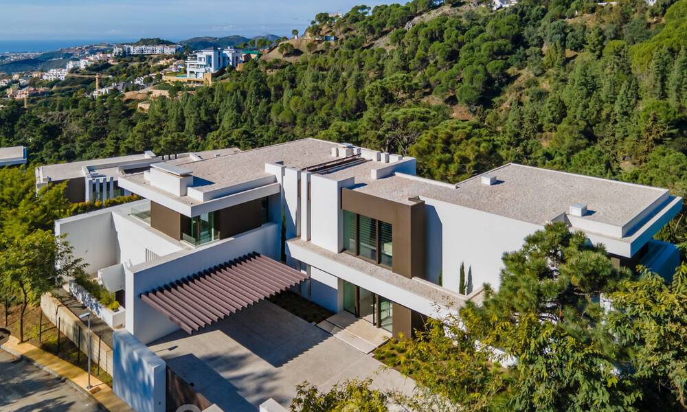 Villa de lujo super moderna y arquitectónica en venta en una exclusiva urbanización de Marbella - Benahavis 40379