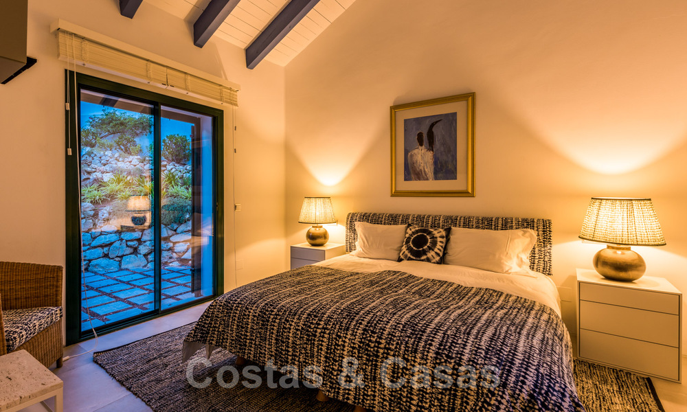 Magnífica villa tradicional andaluza en venta con vistas panorámicas al mar en Benahavis - Marbella 40795