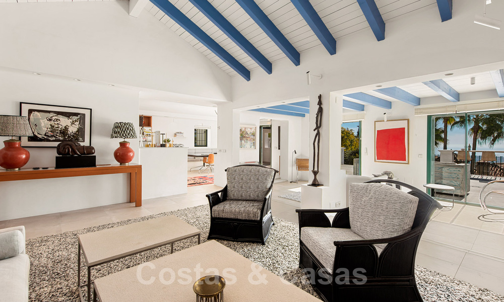 Magnífica villa tradicional andaluza en venta con vistas panorámicas al mar en Benahavis - Marbella 40819