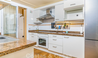 Se vende casa adosada, en primera línea de playa y a poca distancia del centro de Estepona 40829 