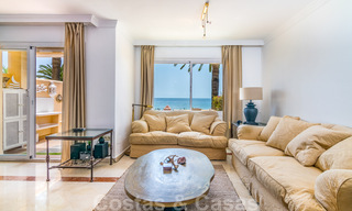 Se vende casa adosada, en primera línea de playa y a poca distancia del centro de Estepona 40834 