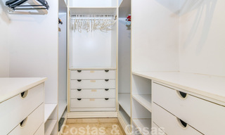 Se vende casa adosada, en primera línea de playa y a poca distancia del centro de Estepona 40851 