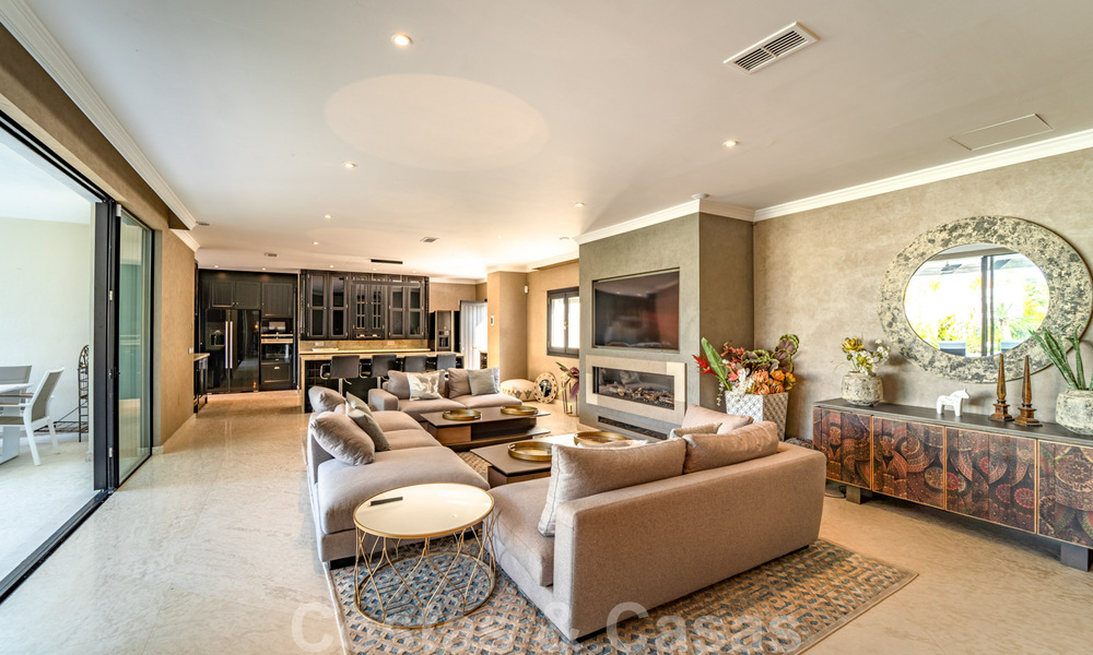 Villa de lujo contemporánea y mediterránea en venta en el valle del golf de Nueva Andalucía, Marbella 40987